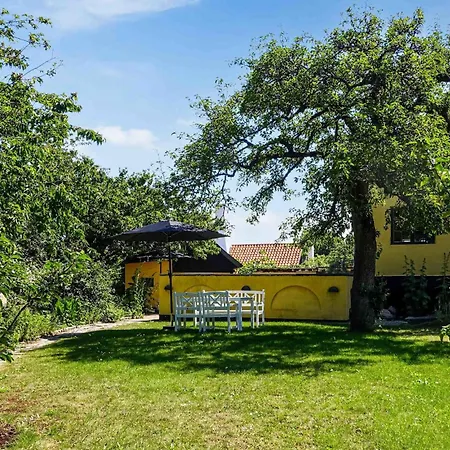 2 Bedroom Front In Holiday home Svaneke